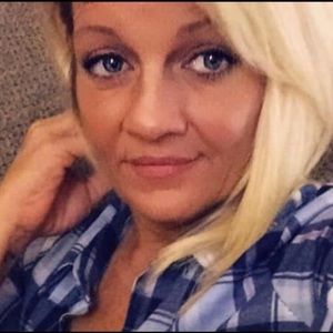 Meet your Posher, Tonya